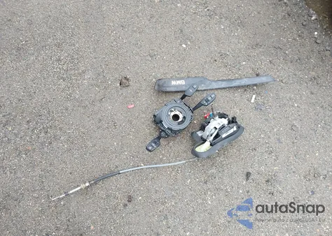 2008 BMW 328Xi из США, поврежденный, VIN WBAVC73538KX90341